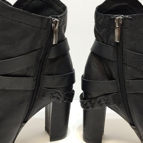 Vince Camuto Open-Toe Ankle Boots US 8.5M Leather Peep Toe Heels Buckle Detail - Picture 5 of 14